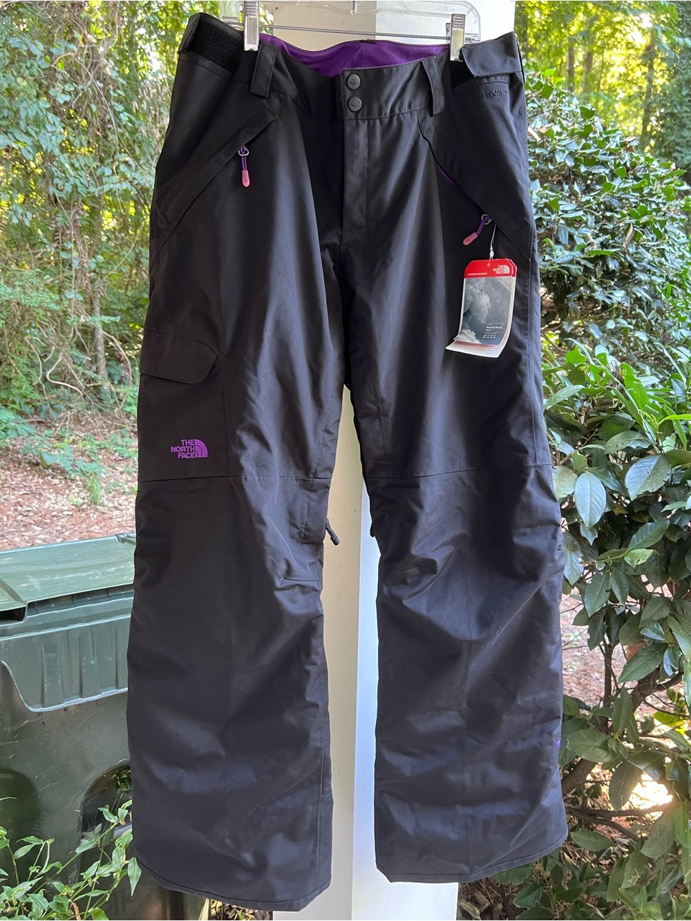 NWT NEW WITH TAGS THE NORTH FACE THERMOBALL SKI PANTS LARGE Reg Black SEE PHOTOS